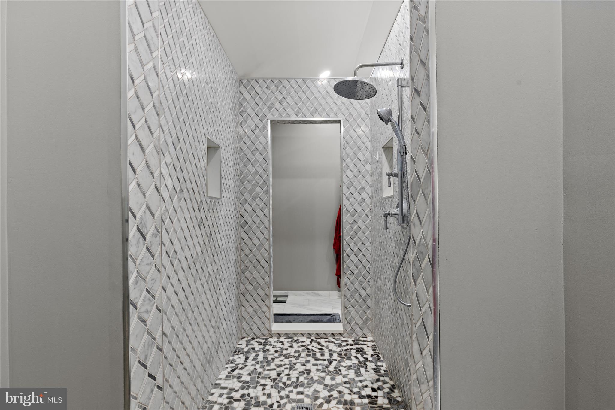 BARAKAT COURT - Residential