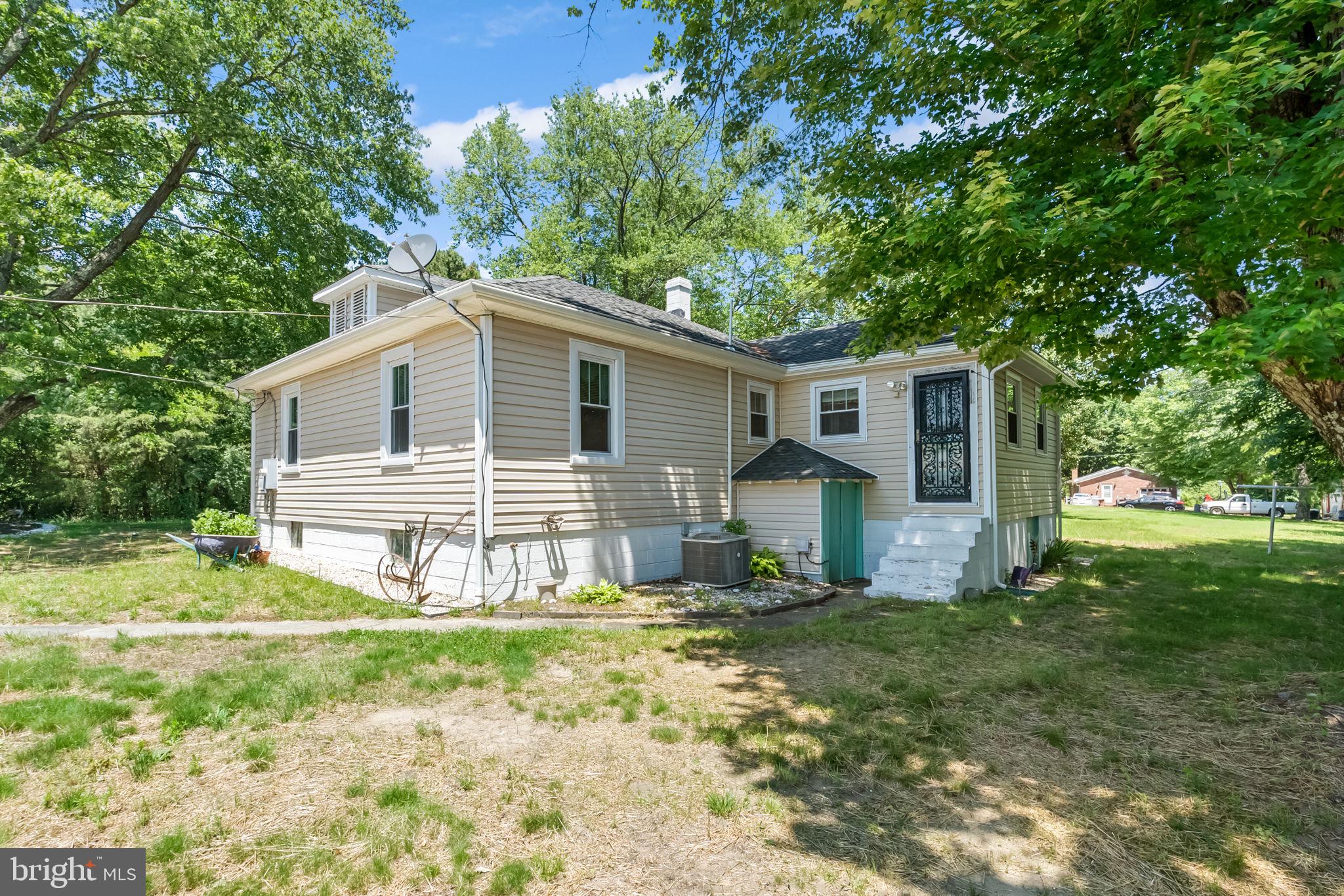 FARMER FAMILY - Residential