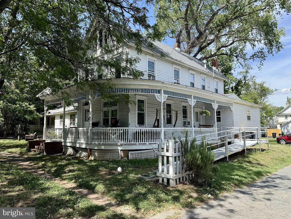 CAPITOL PARK - Residential