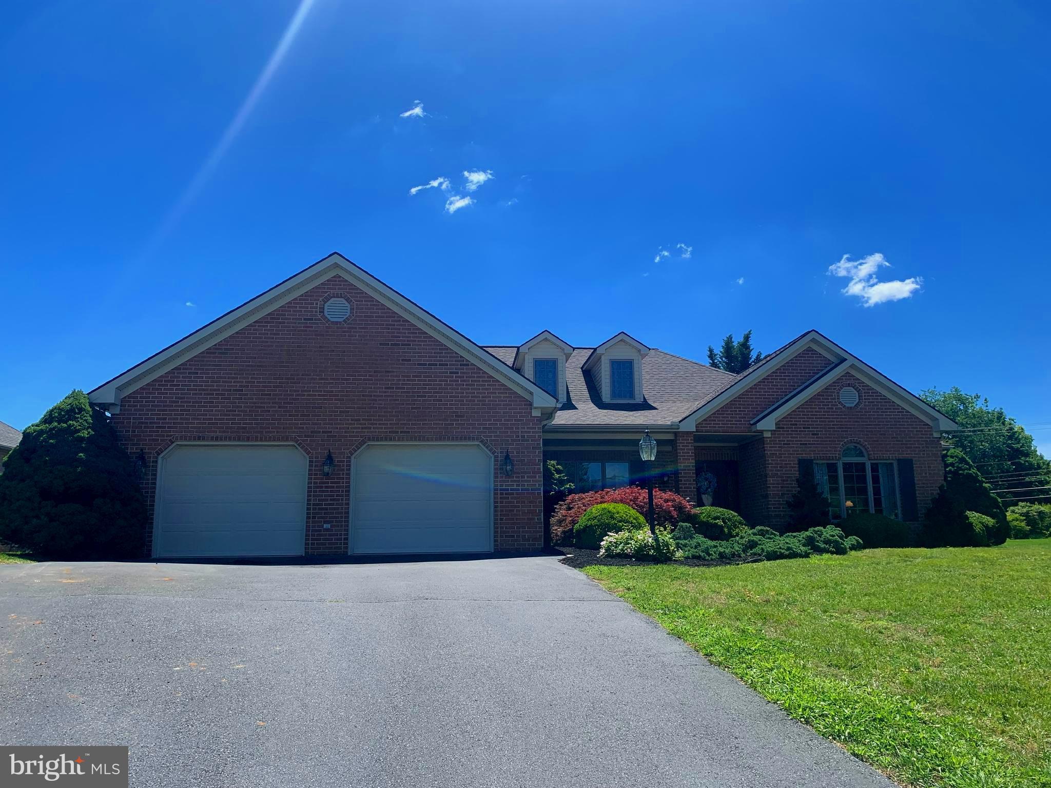 MAPLE VALLEY ESTATES - Residential