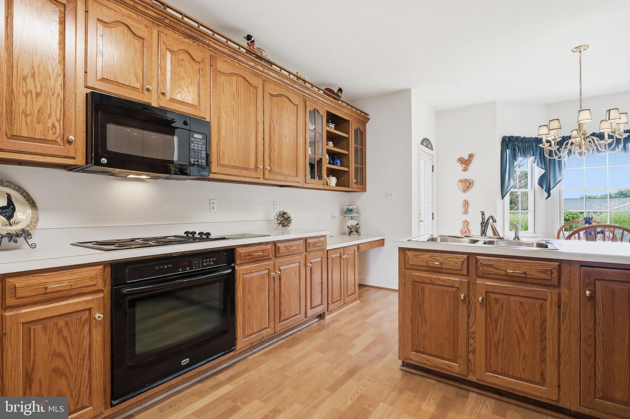MAPLE VALLEY ESTATES - Residential
