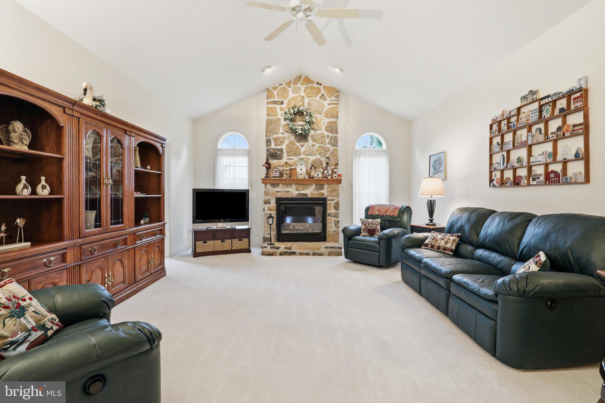 MAPLE VALLEY ESTATES - Residential