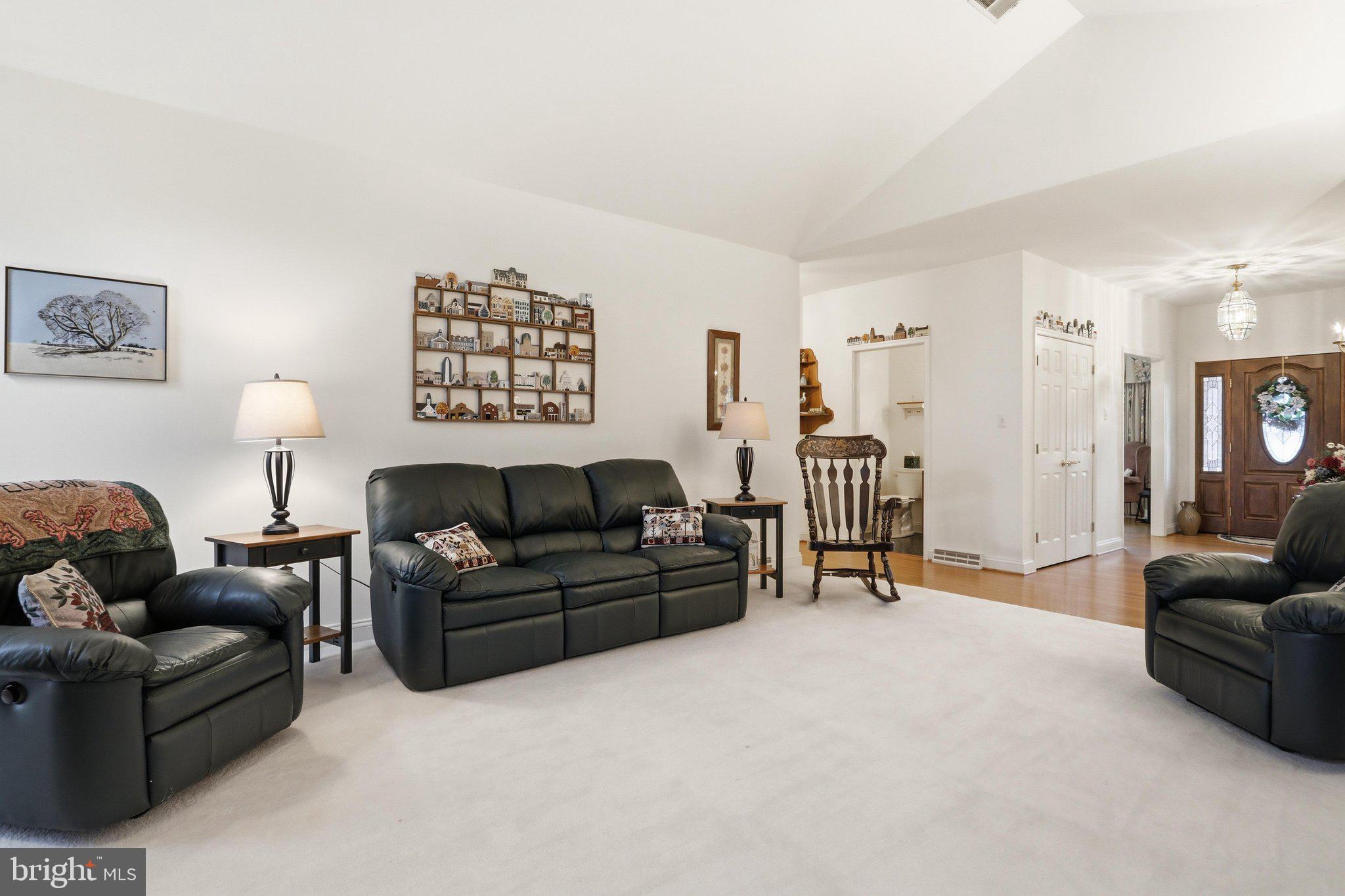 MAPLE VALLEY ESTATES - Residential