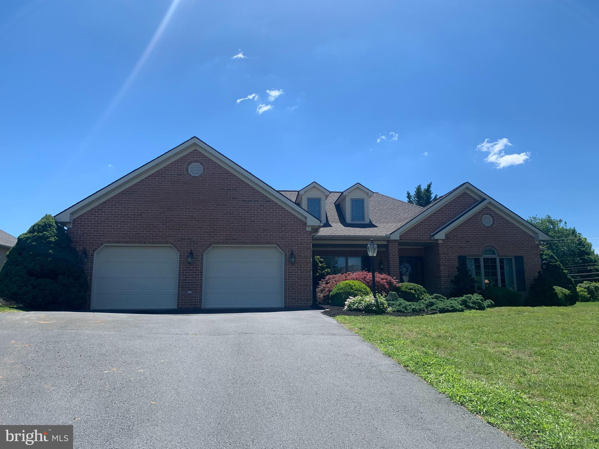MAPLE VALLEY ESTATES - Residential