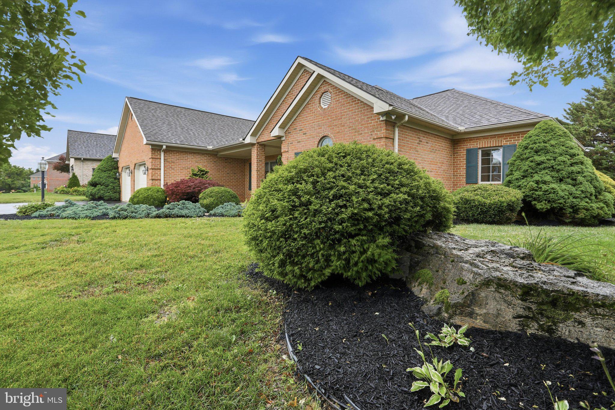MAPLE VALLEY ESTATES - Residential