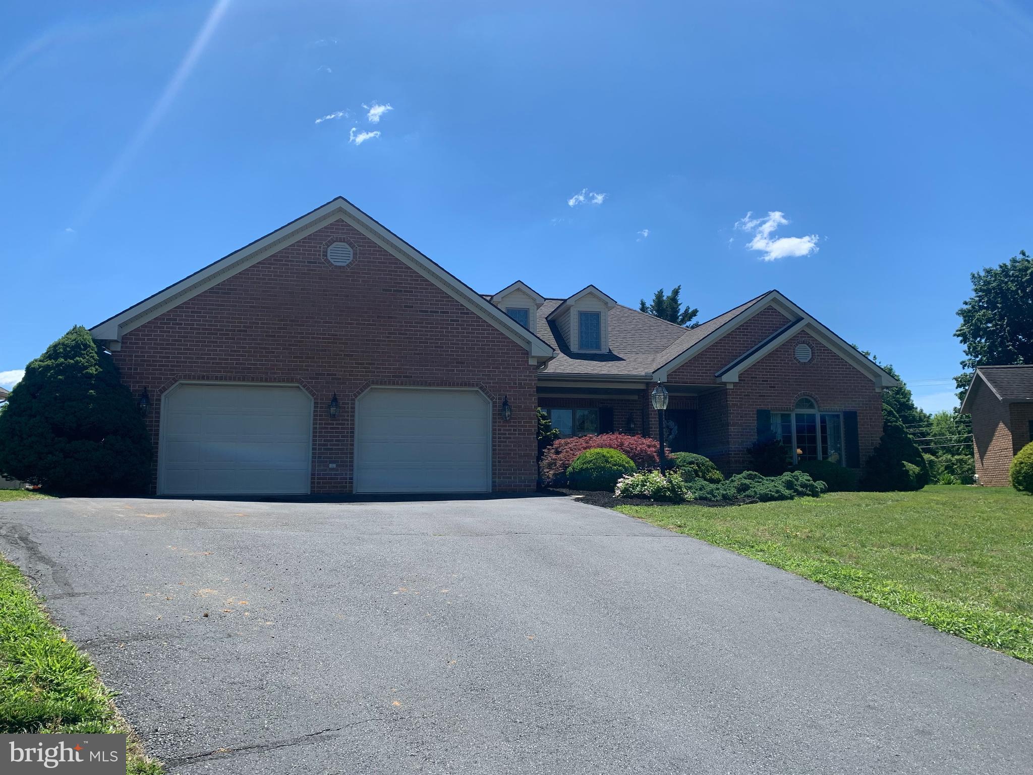 MAPLE VALLEY ESTATES - Residential