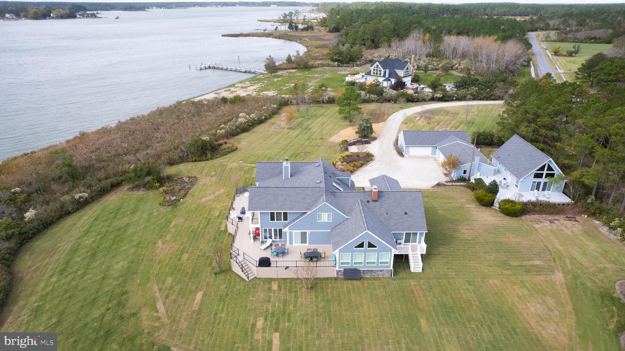 HERON HARBOR - Residential