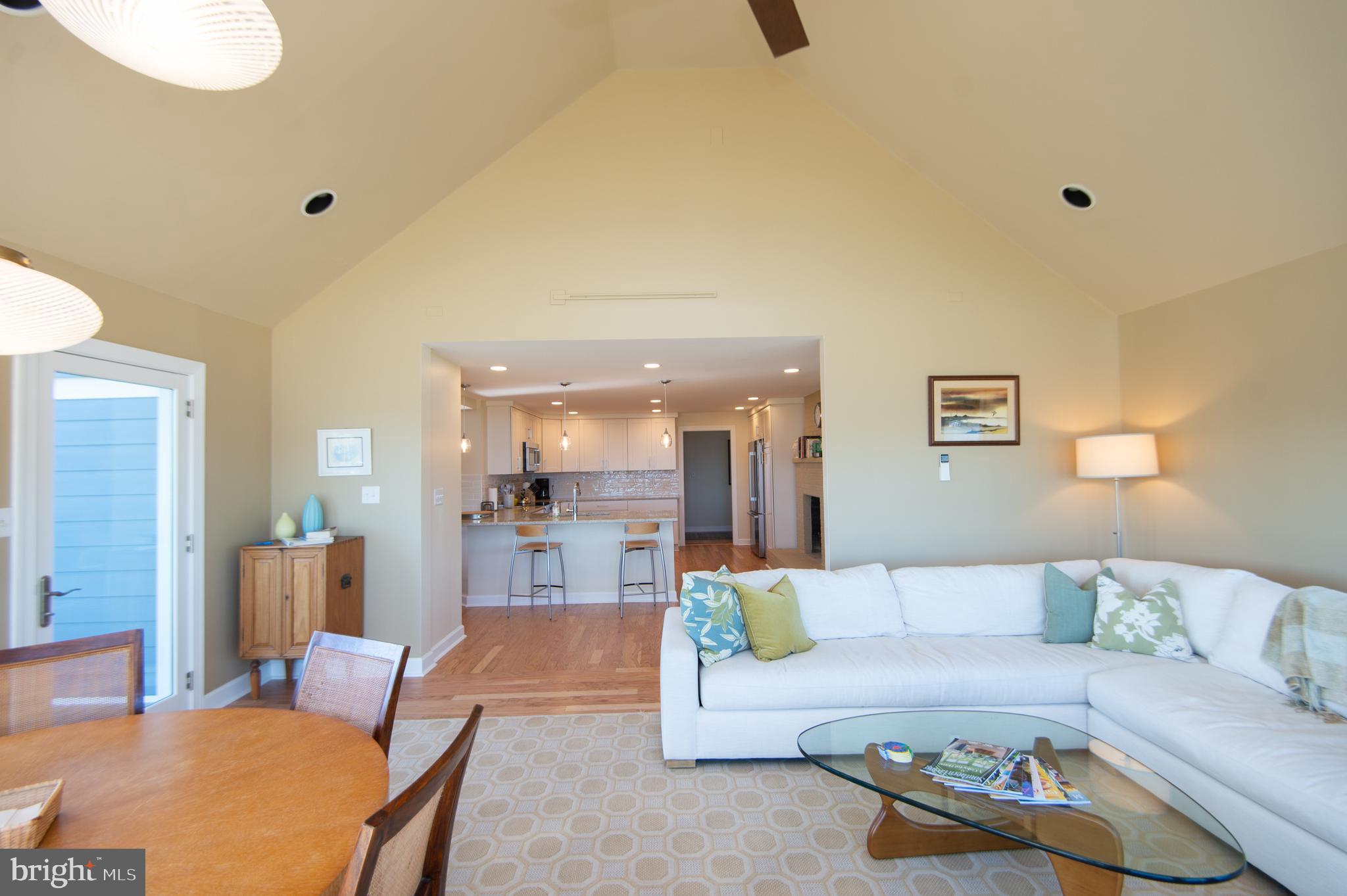 HERON HARBOR - Residential