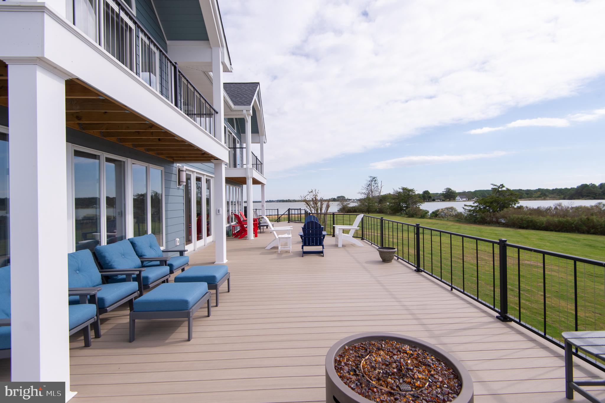 HERON HARBOR - Residential