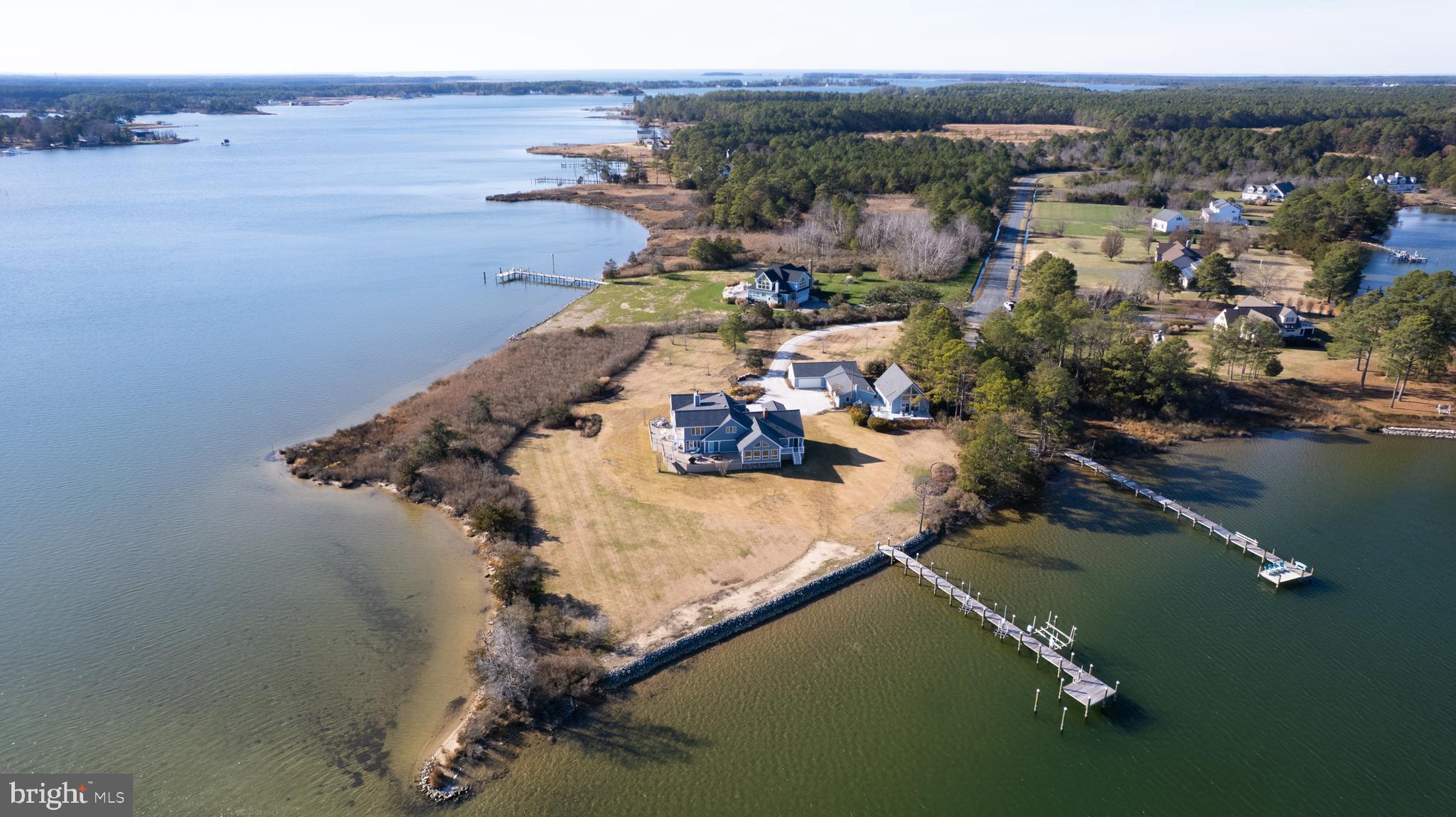 HERON HARBOR - Residential