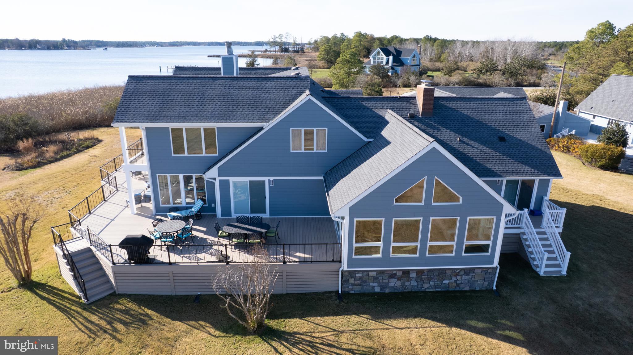 HERON HARBOR - Residential