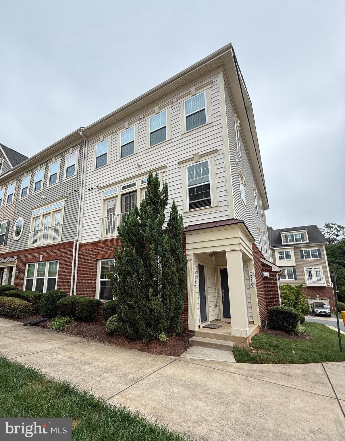 DANE RIDGE CONDO - Residential