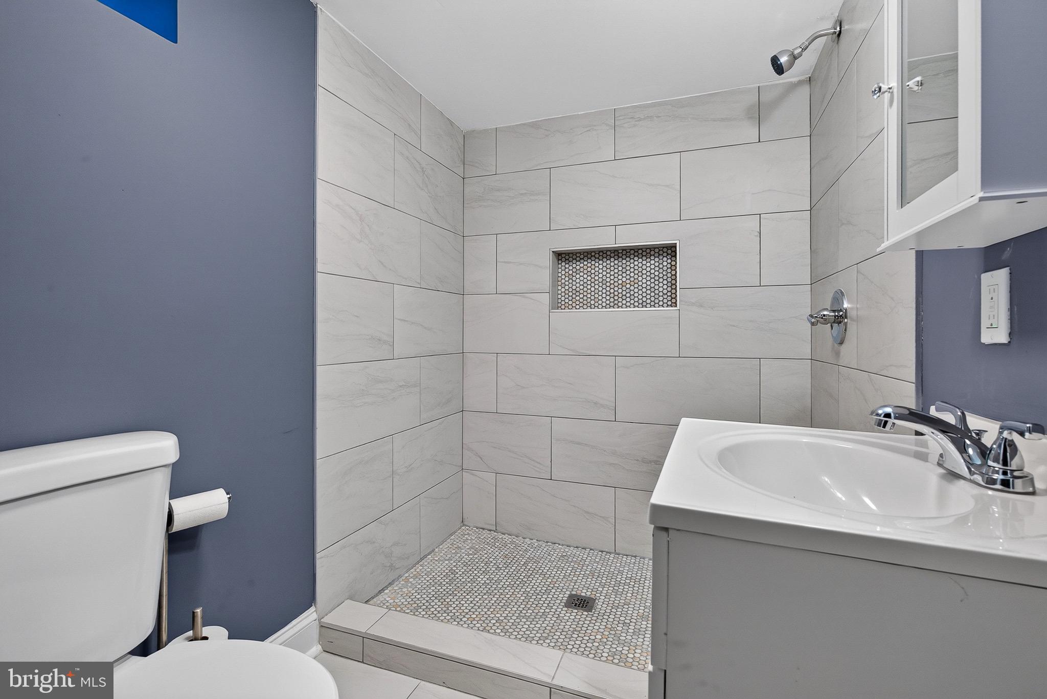 GLEN OAKS - Residential