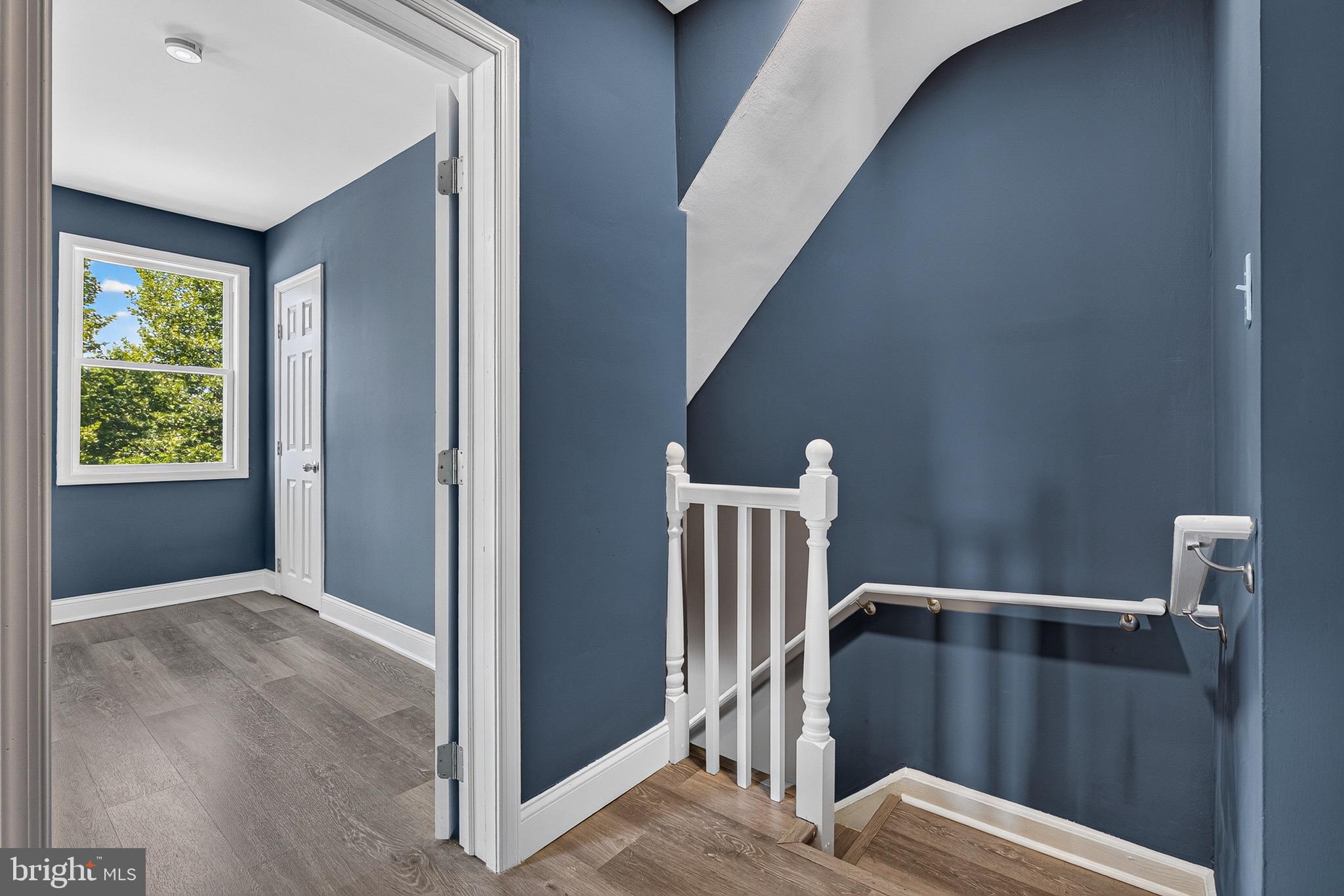 GLEN OAKS - Residential