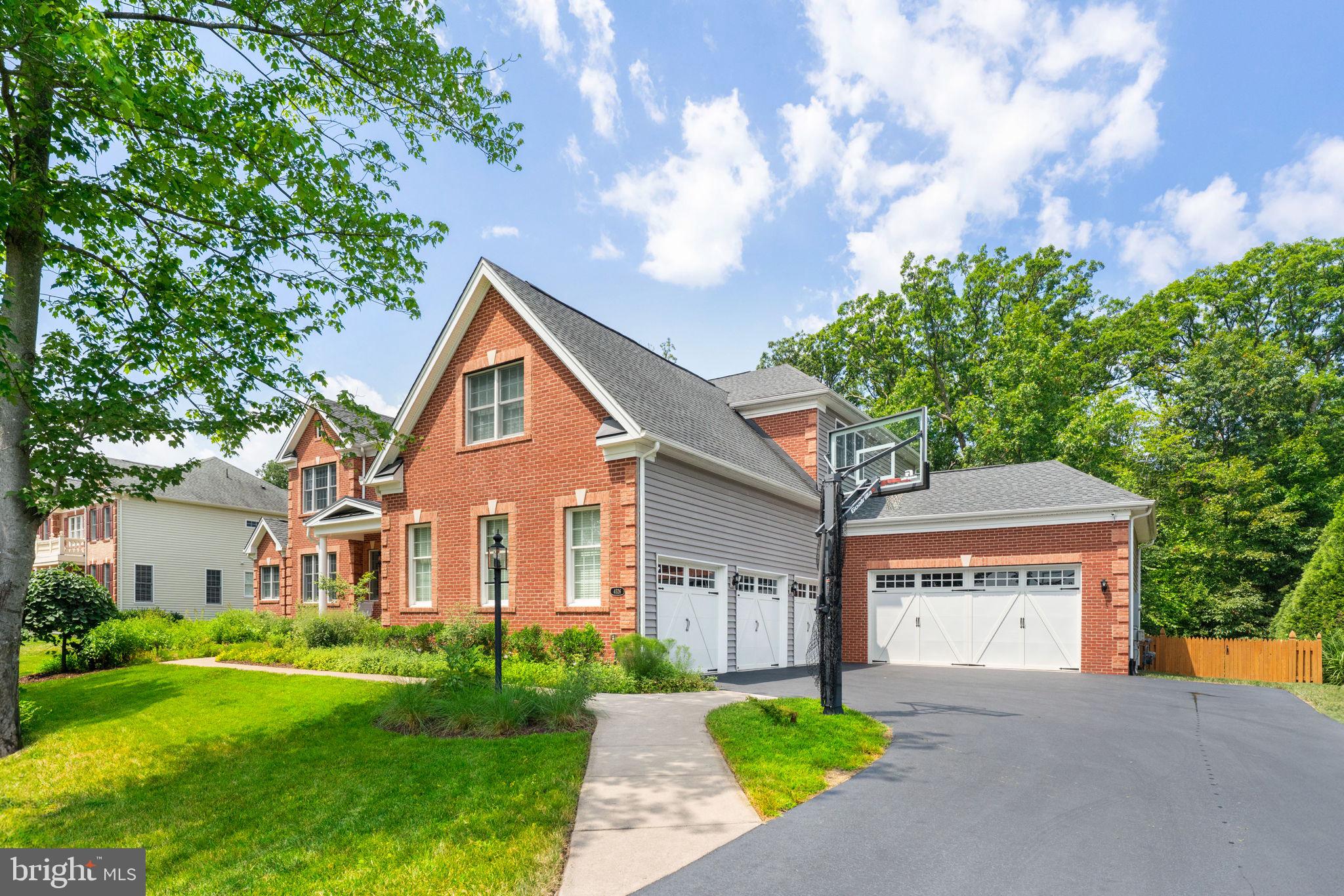 DOMINION VALLEY COUNTRY CLUB - Residential