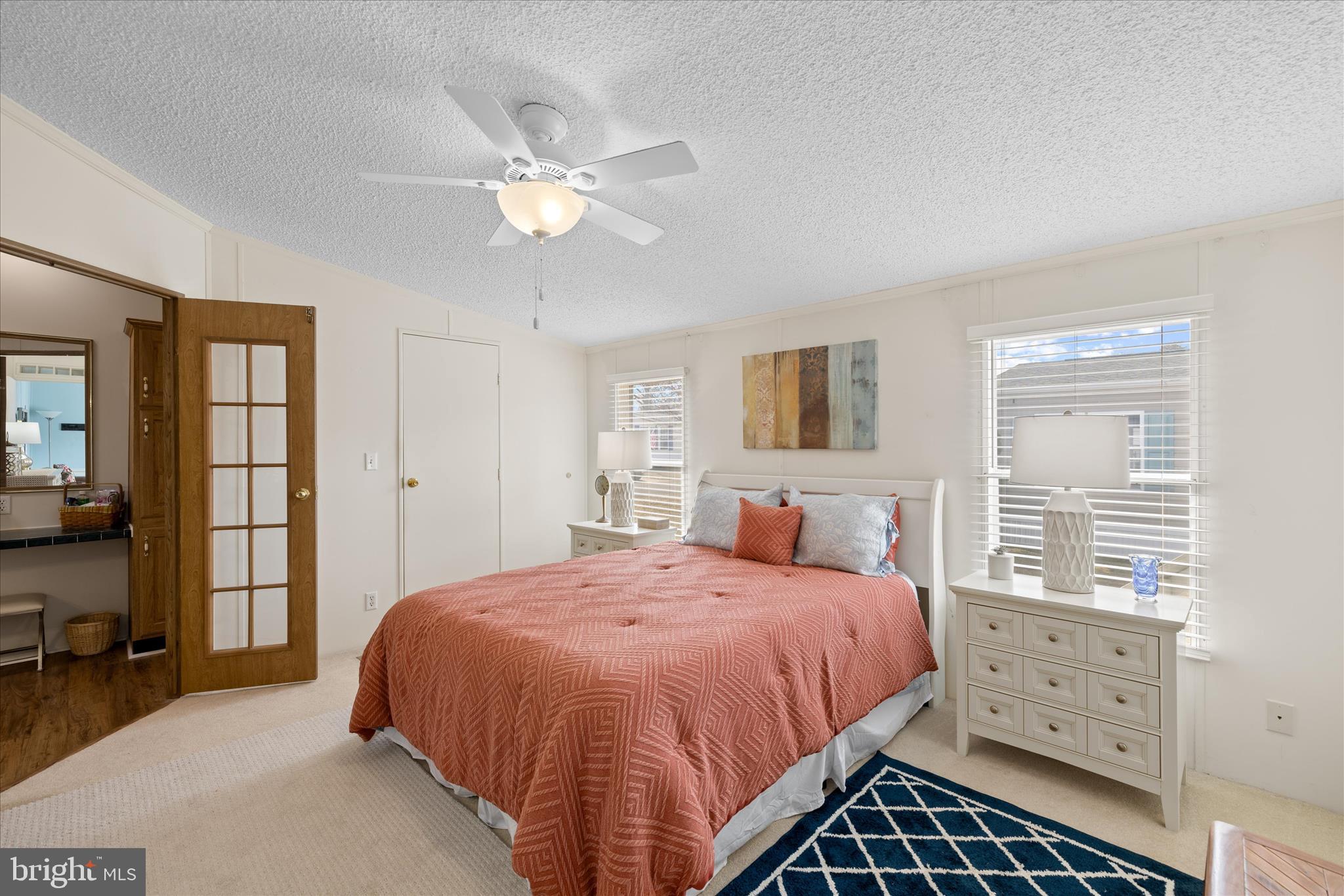 ANGOLA BEACH - Residential