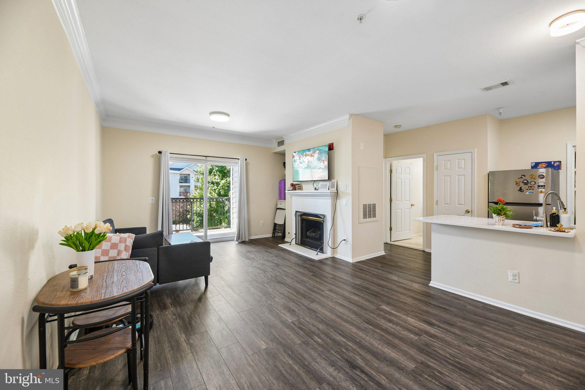 GATES OF MCLEAN - Residential