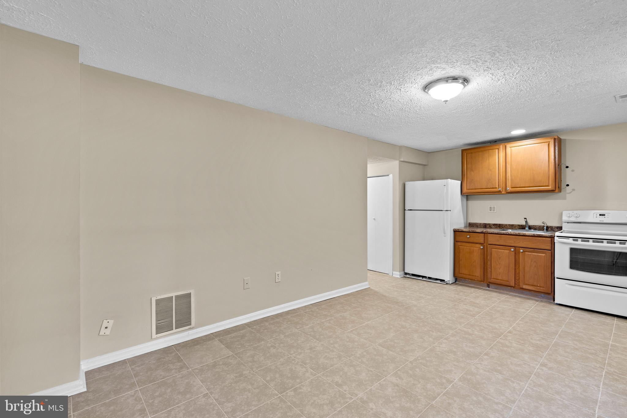 PARKVIEW TRAIL - Residential
