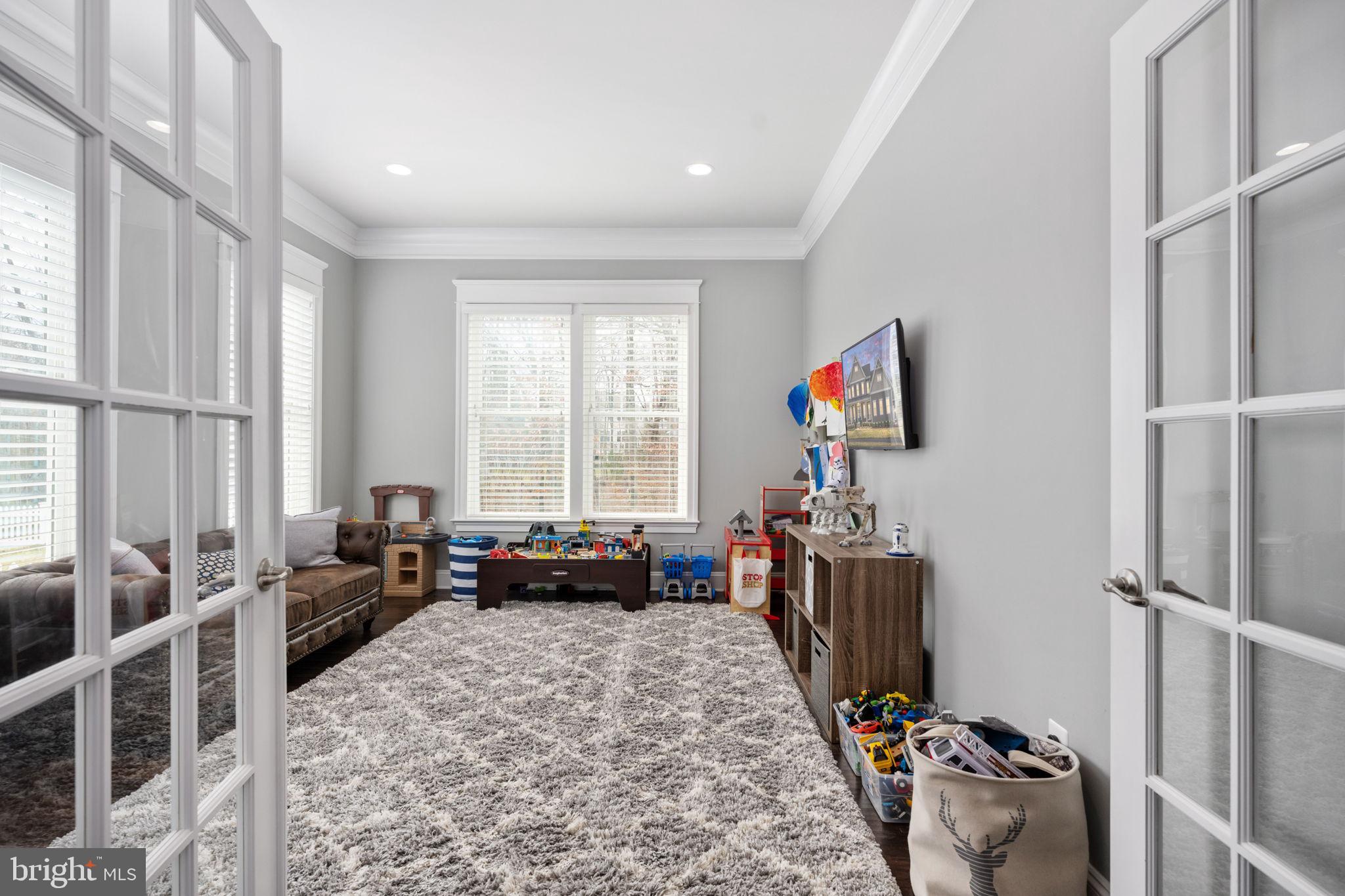 GROVE AT WILLOWSFORD - Residential