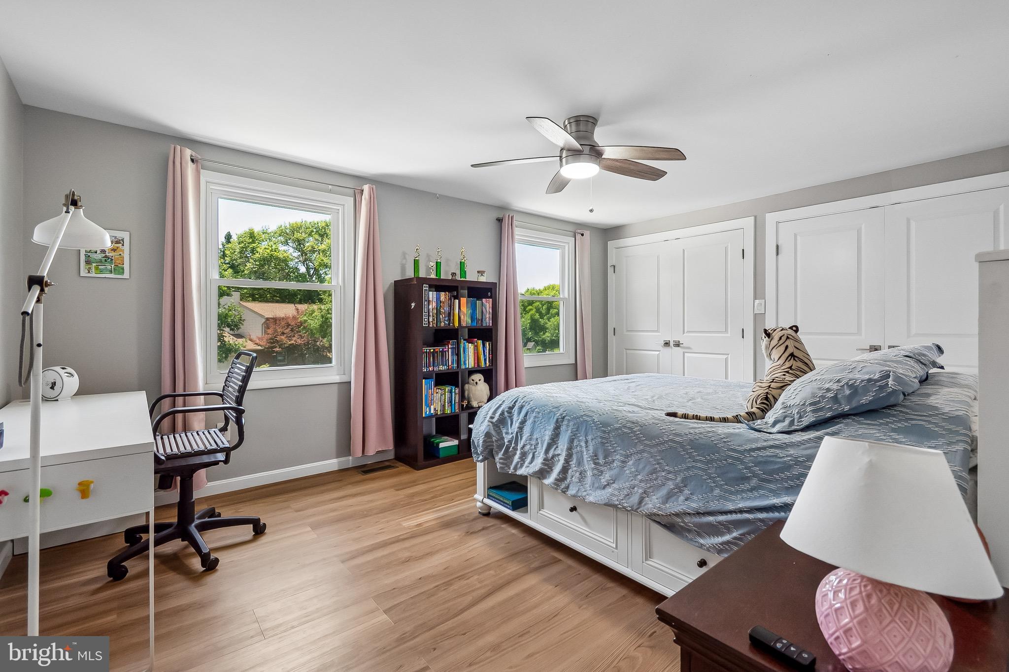 QUINCE ORCHARD MANOR - Residential