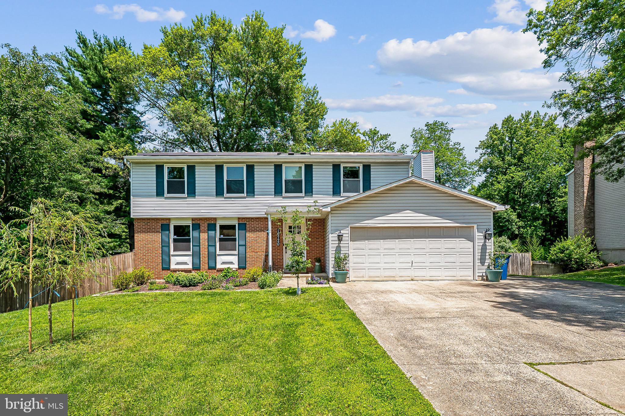 QUINCE ORCHARD MANOR - Residential