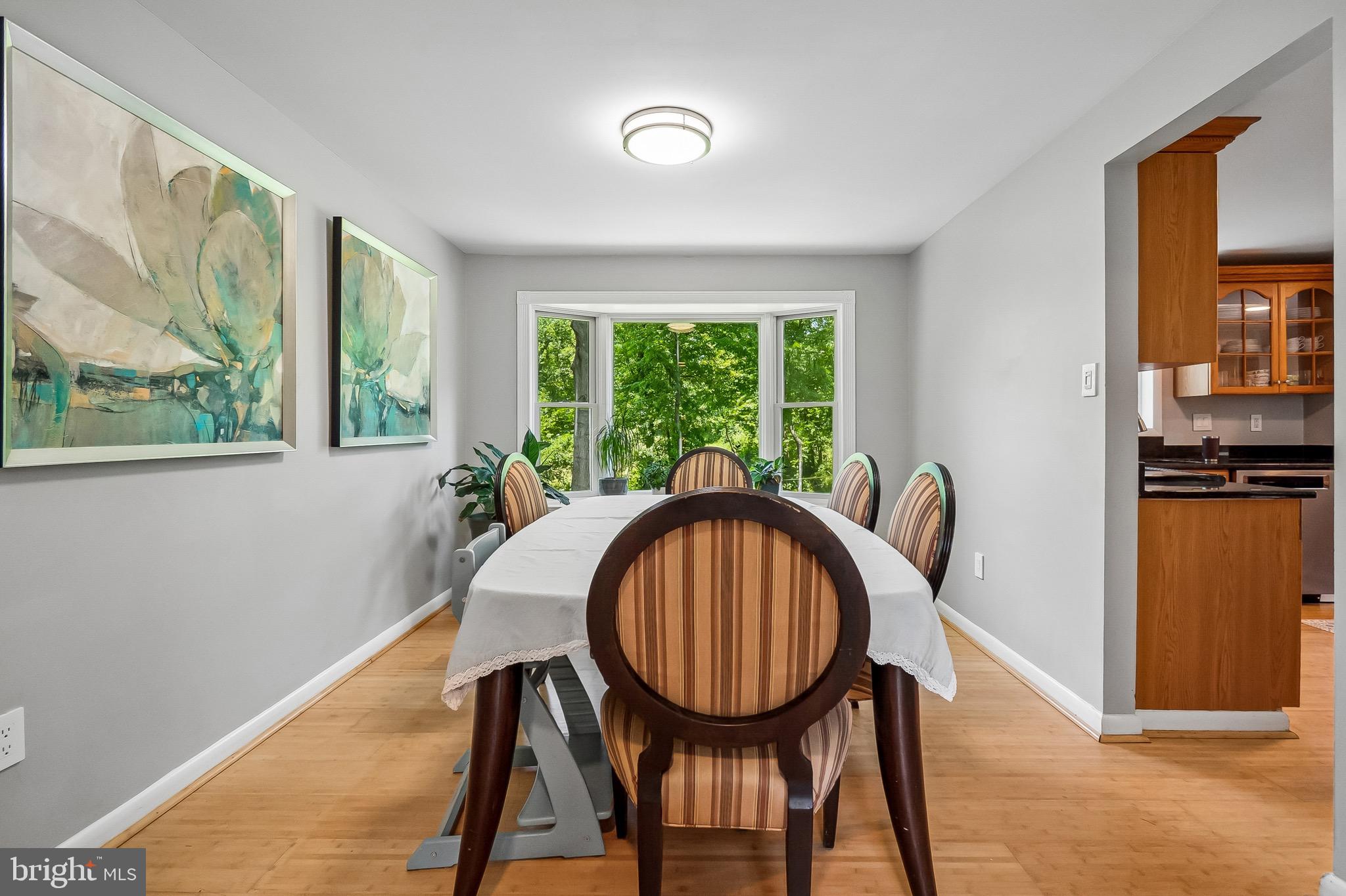 QUINCE ORCHARD MANOR - Residential
