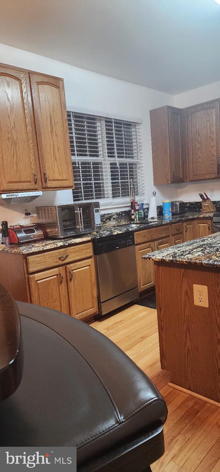LARGO WOODS - Residential