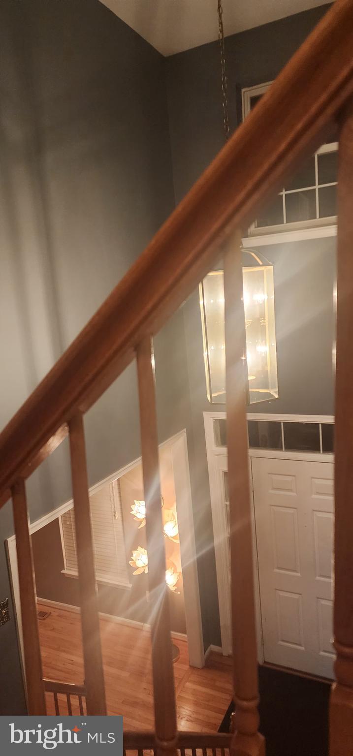 LARGO WOODS - Residential