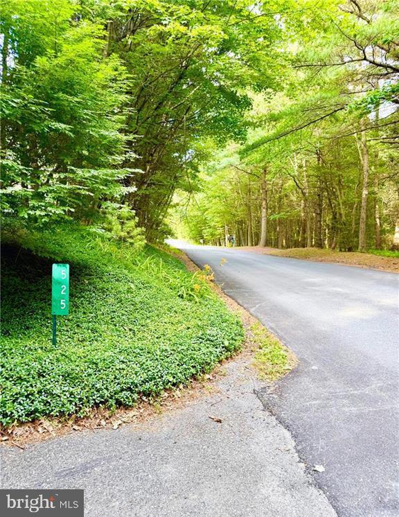 NIS HOLLOW ACRES - Residential