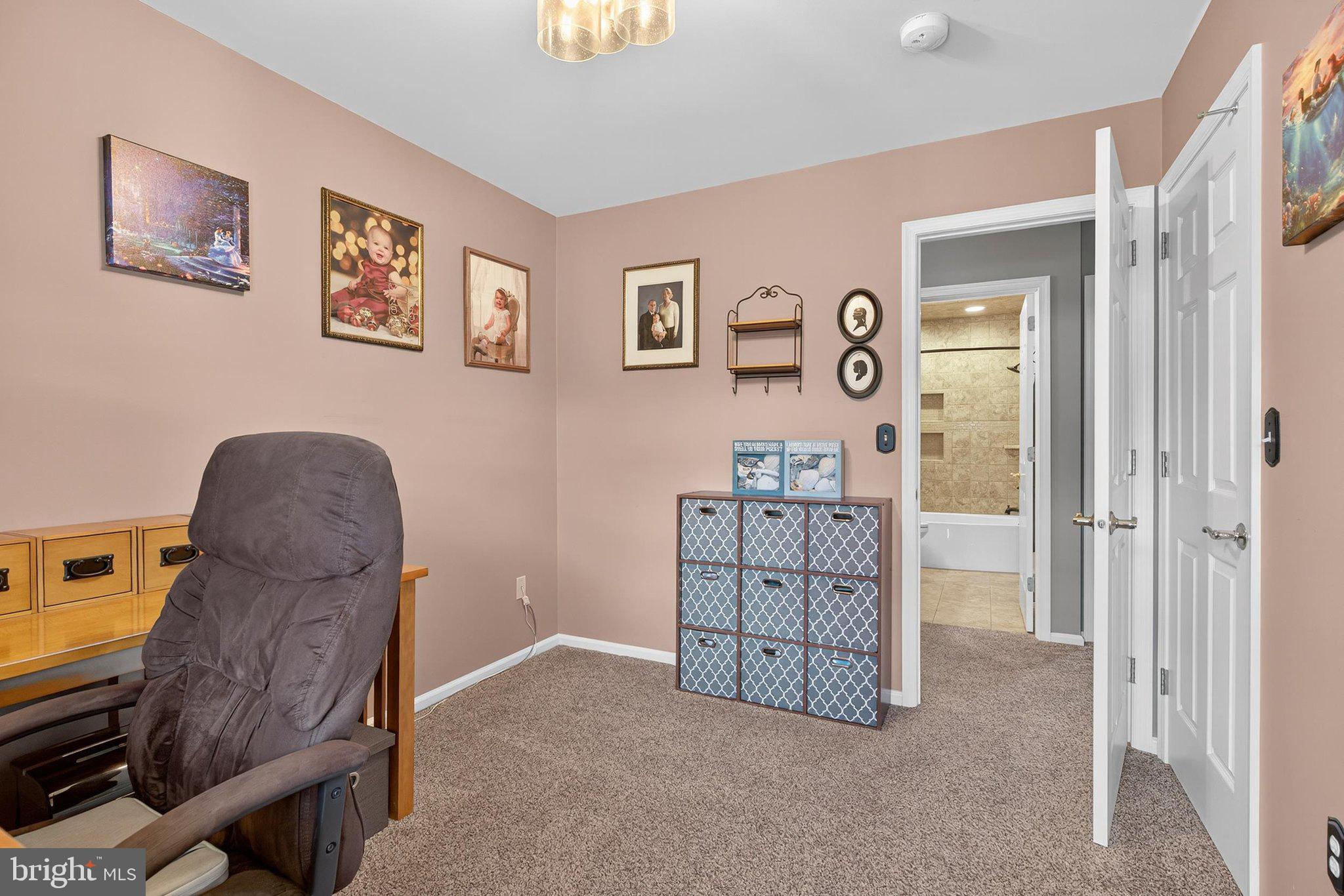 DENVER BOROUGH - Residential