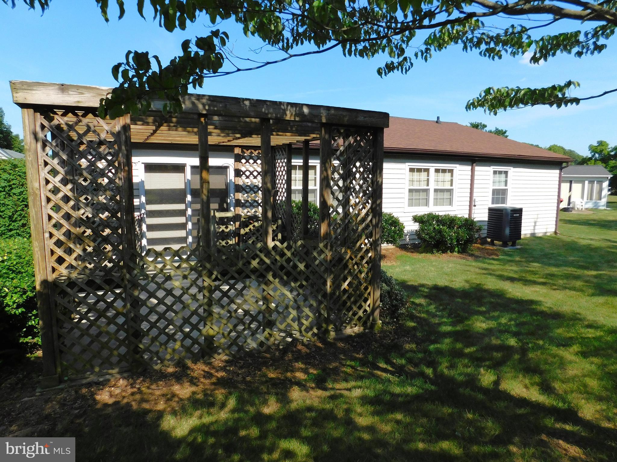 CRESTWOOD VILLAGE - Residential
