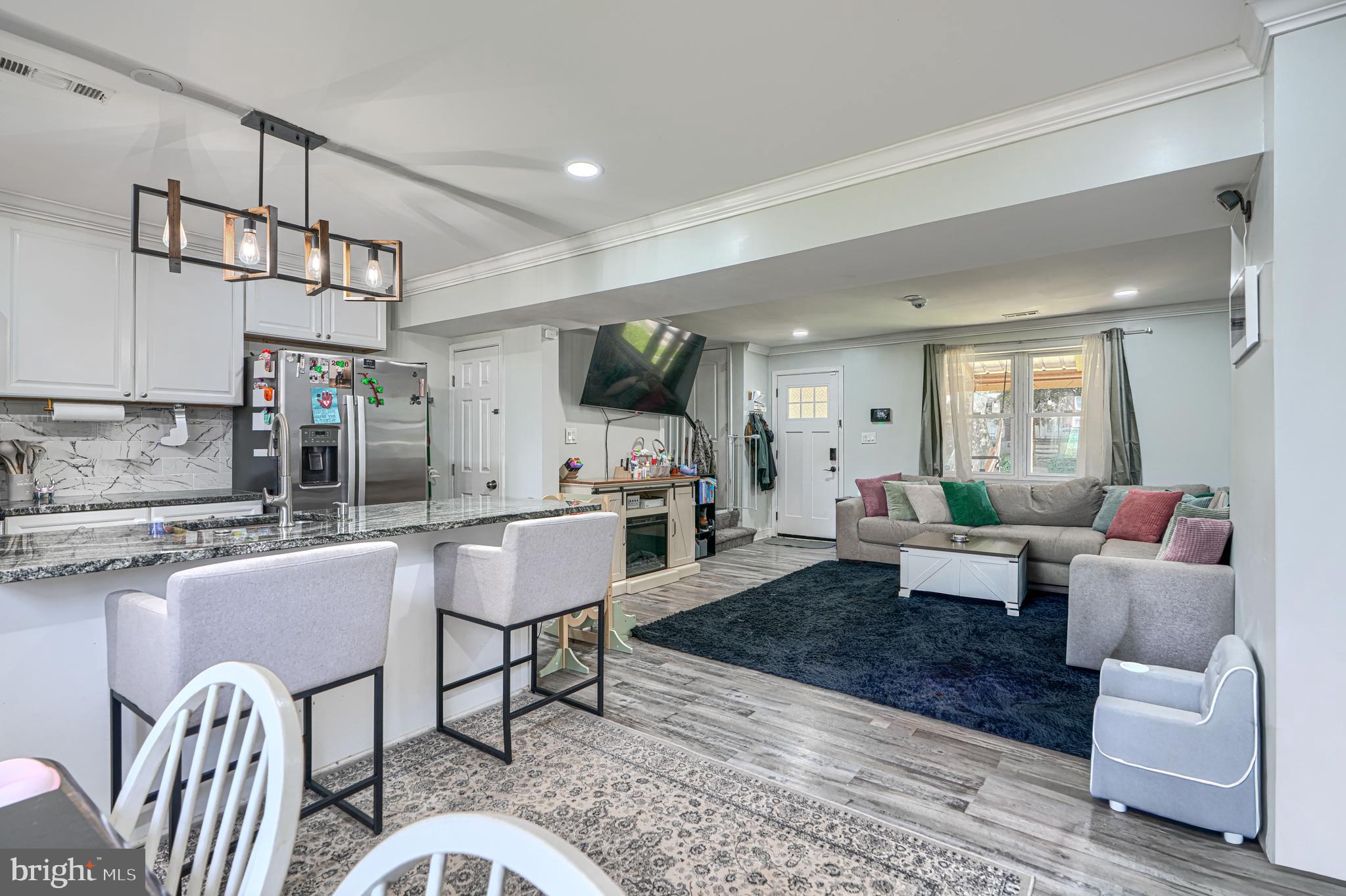 ROGNEL HEIGHTS - Residential