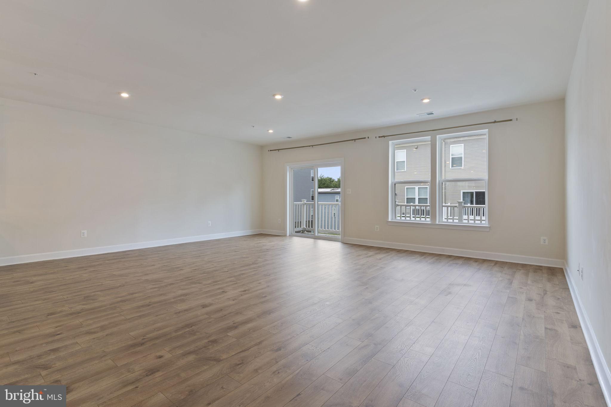 ARUNDEL VILLAGE - Residential
