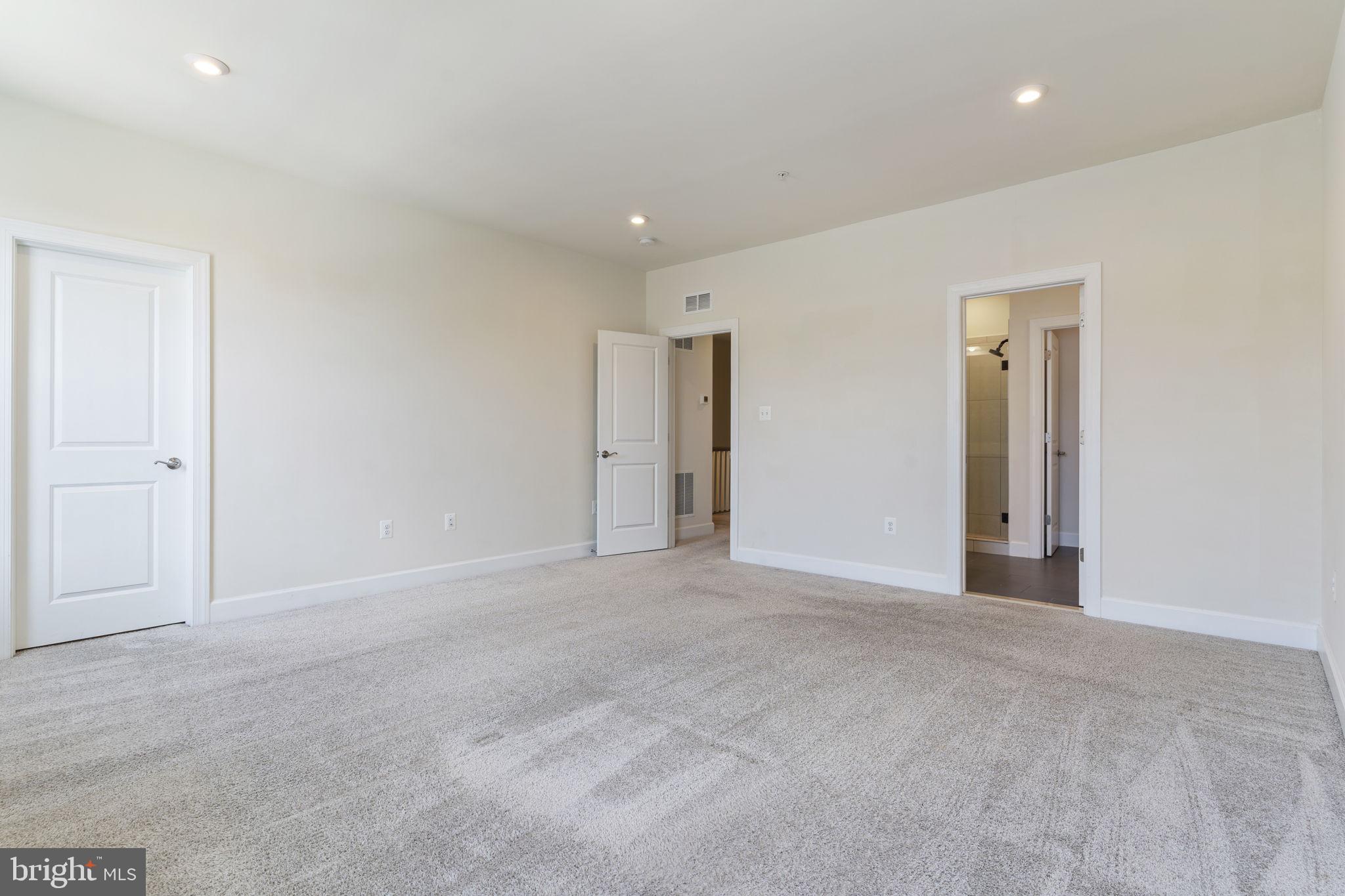 ARUNDEL VILLAGE - Residential