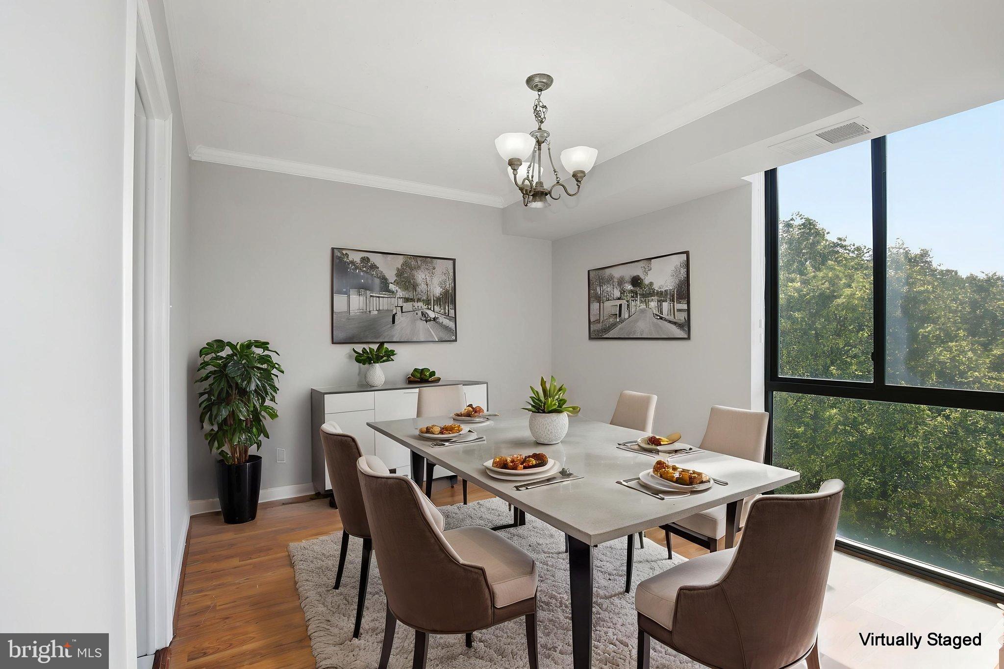 IDYLWOOD TOWERS - Residential