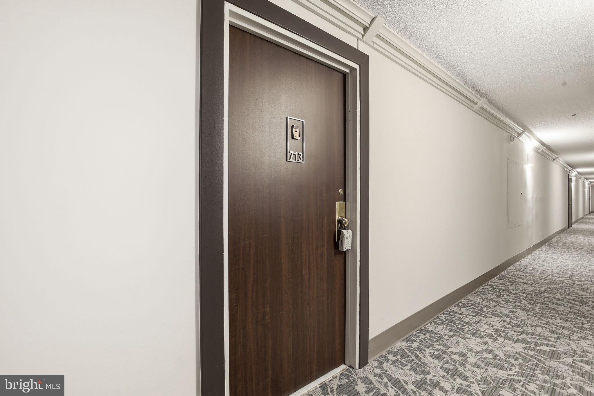 IDYLWOOD TOWERS - Residential
