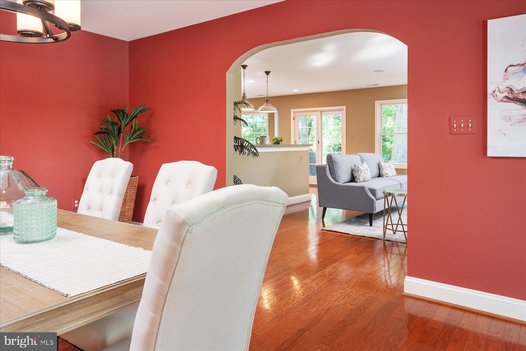HOLLY POINT - Residential