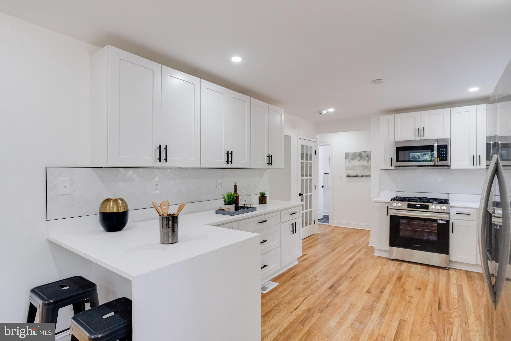 FAIRVIEW ESTATES - Residential