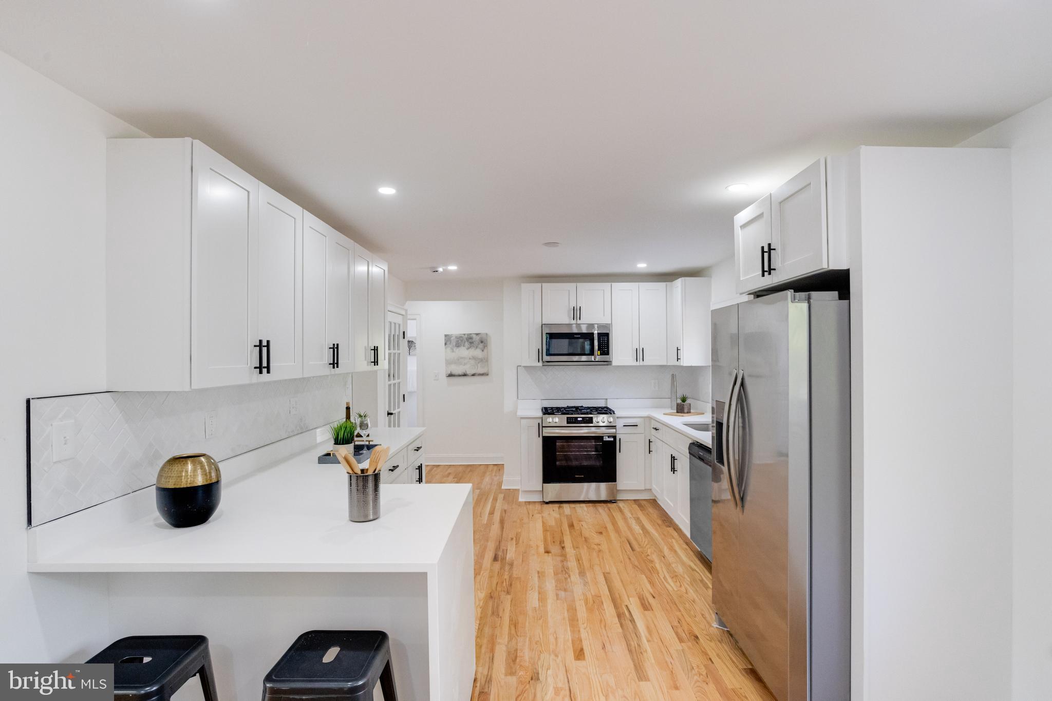 FAIRVIEW ESTATES - Residential