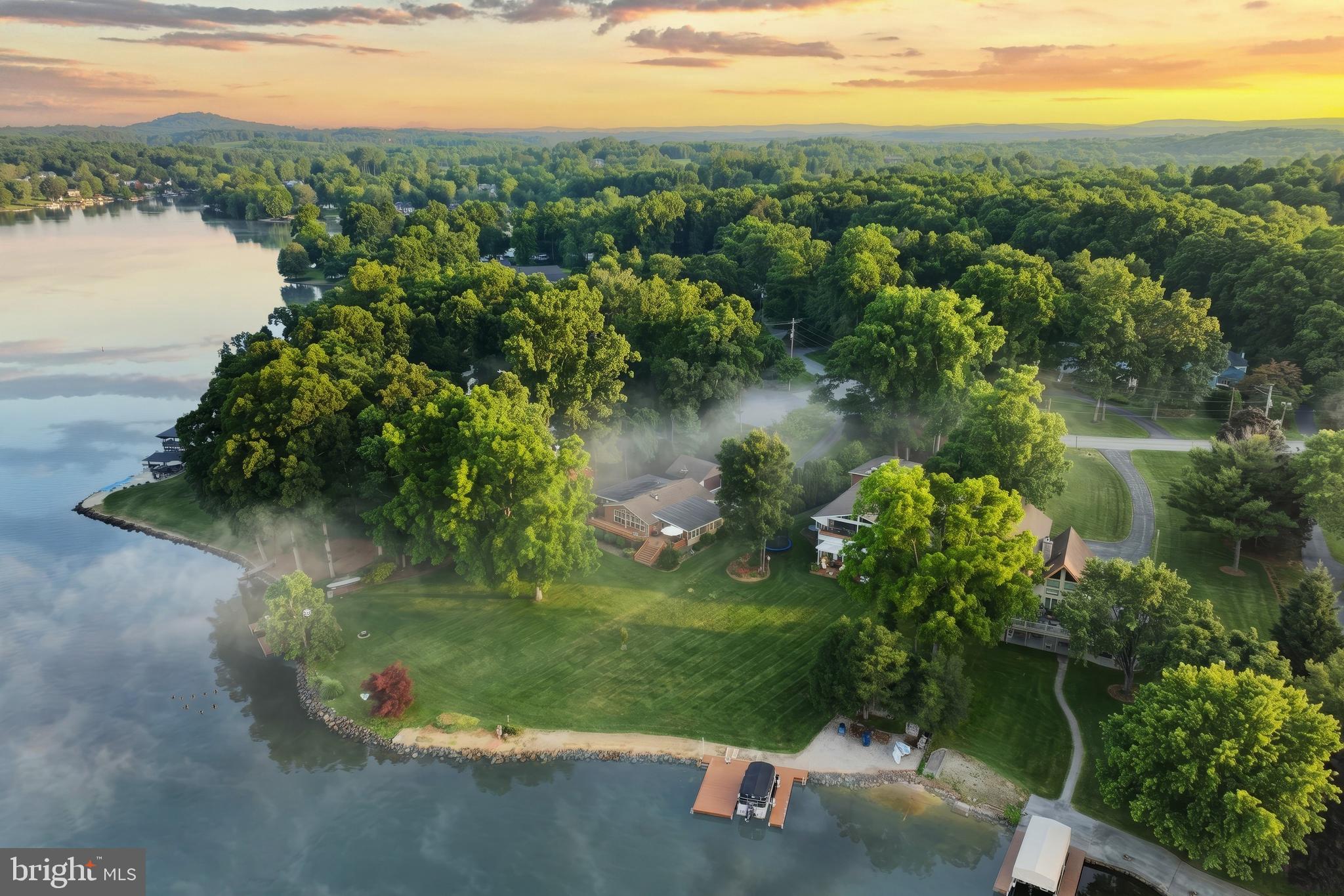LAKE MEADE - Residential