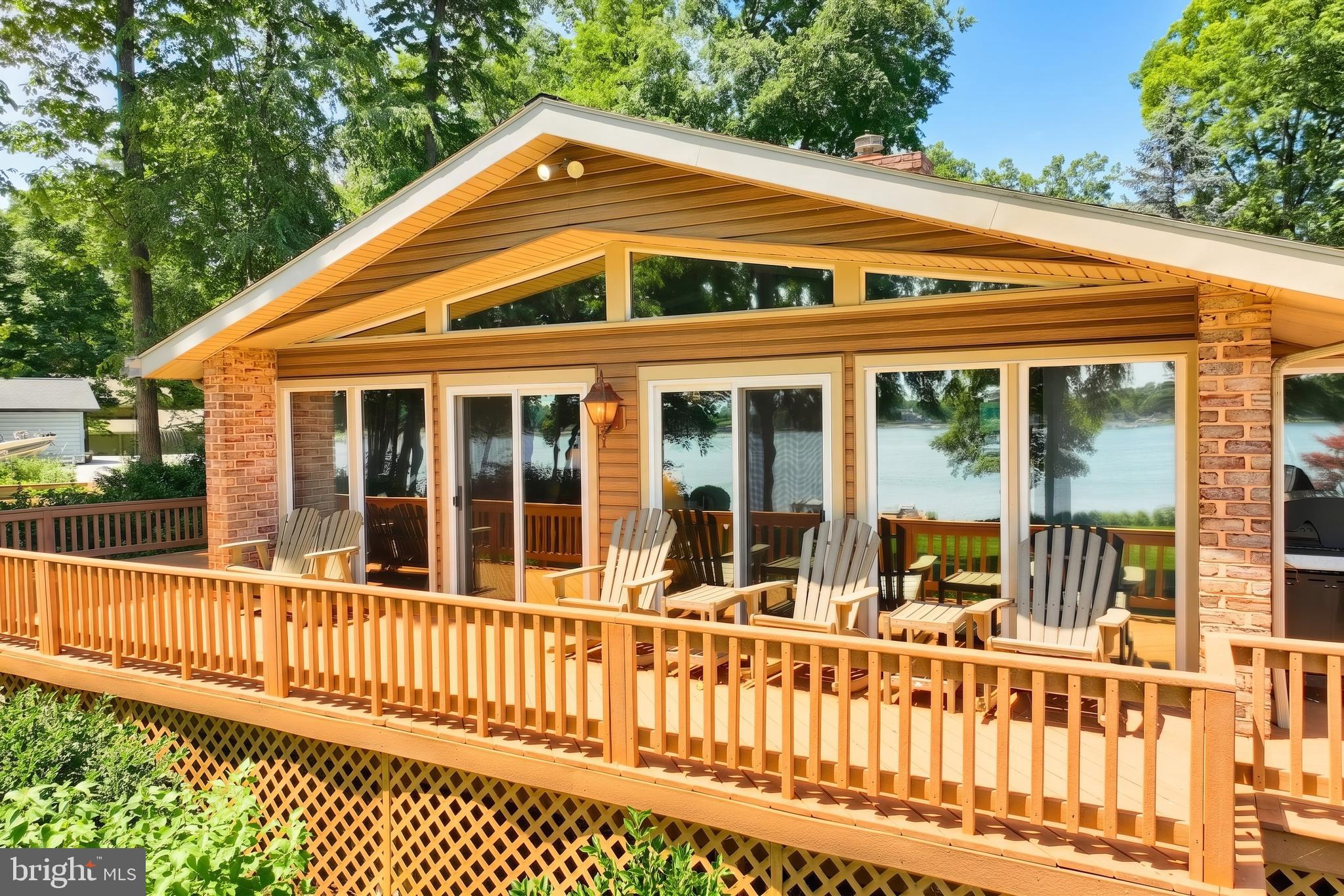 LAKE MEADE - Residential