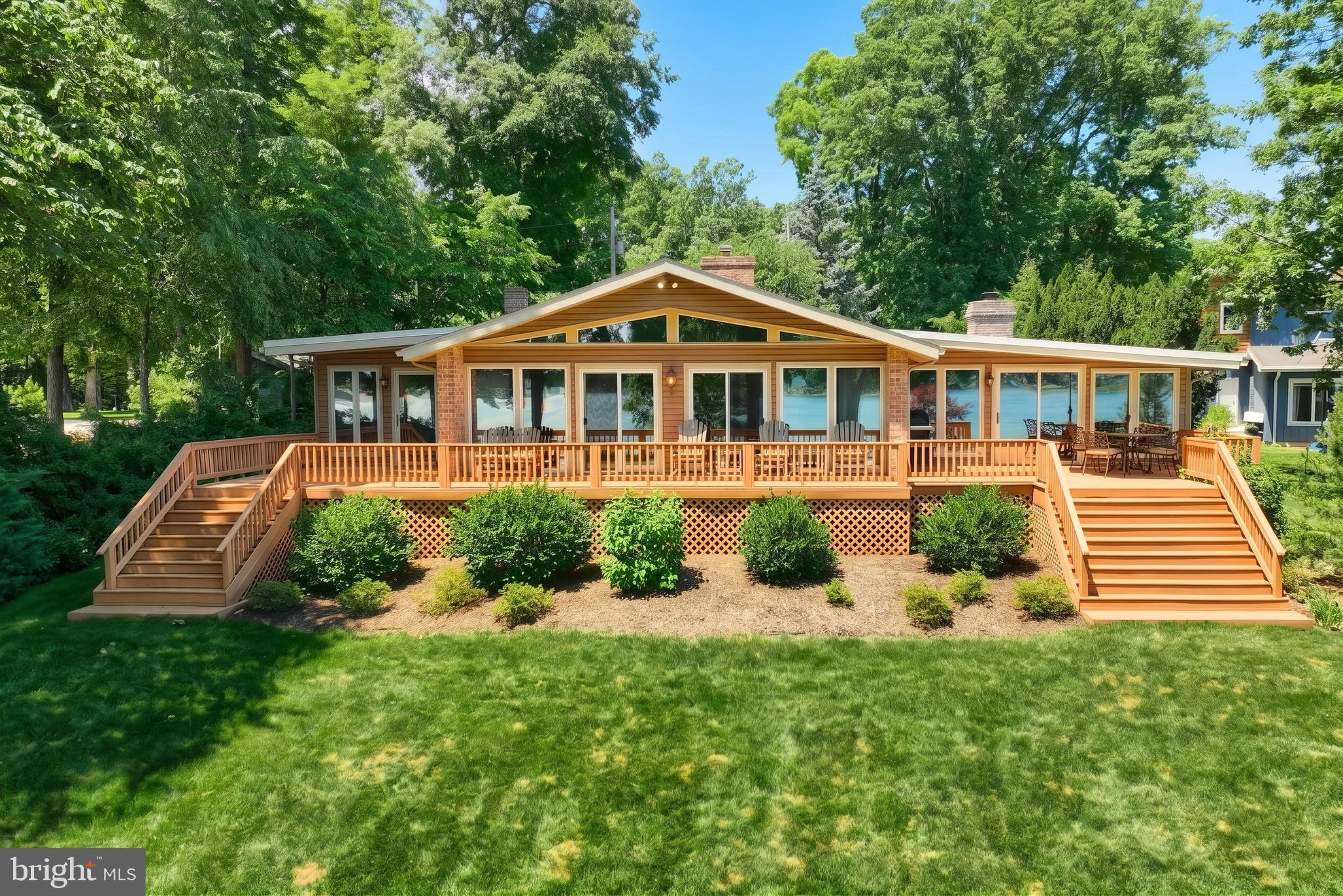 LAKE MEADE - Residential