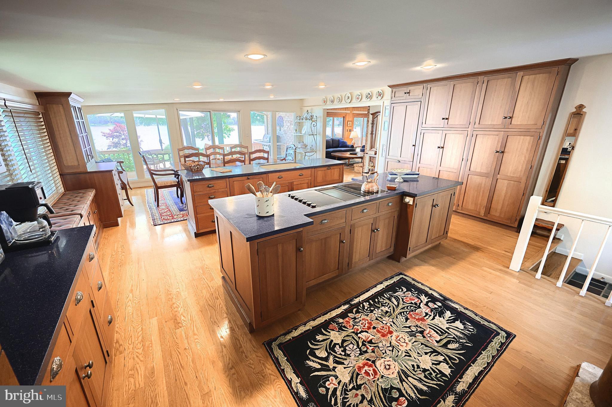 LAKE MEADE - Residential