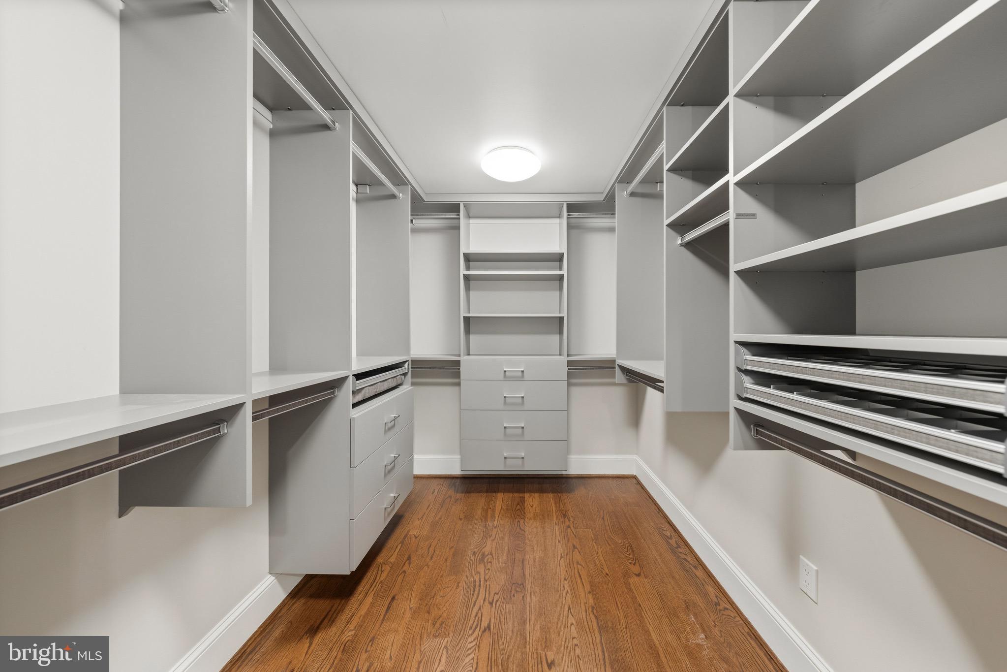 WESLEY HEIGHTS - Residential