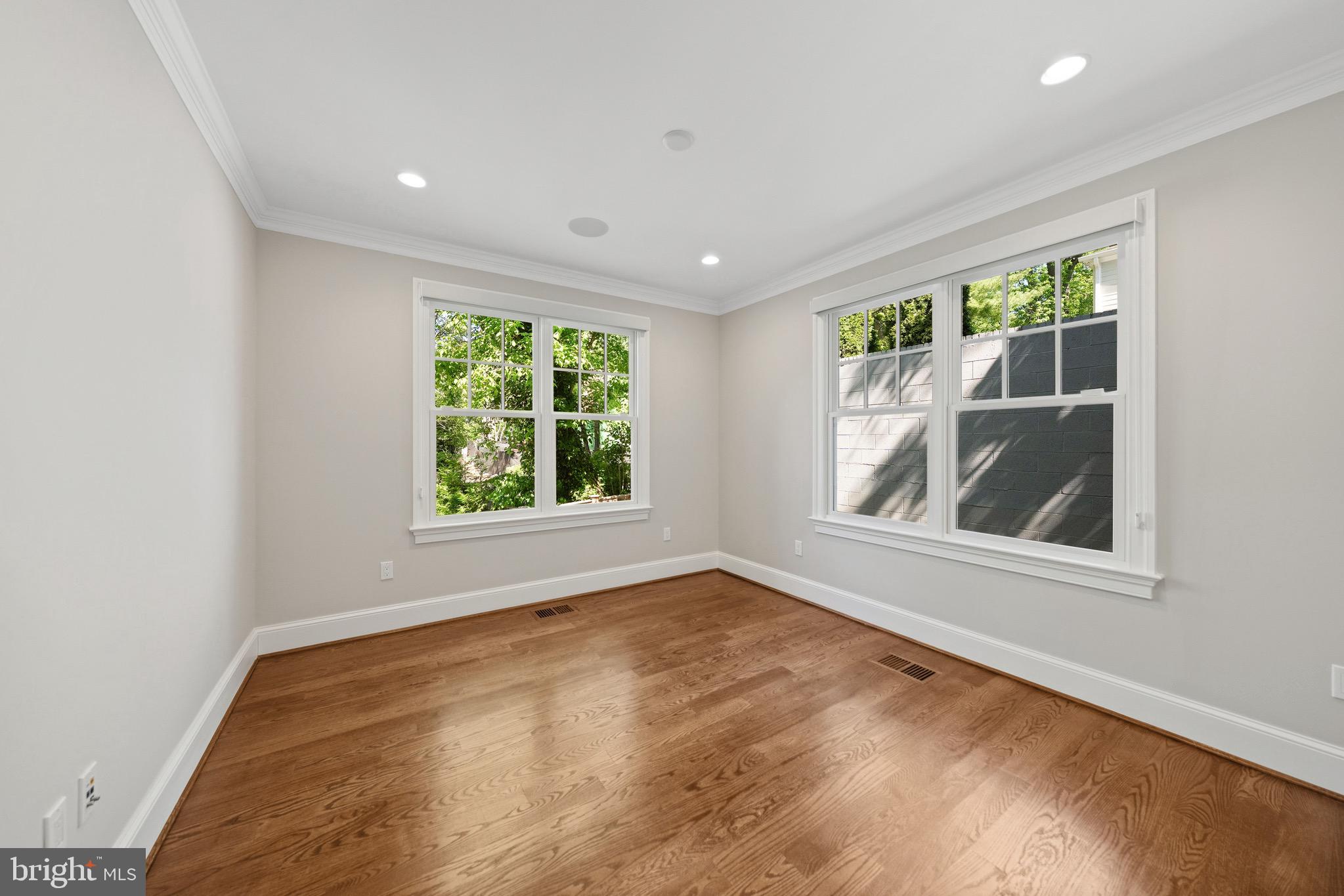 WESLEY HEIGHTS - Residential