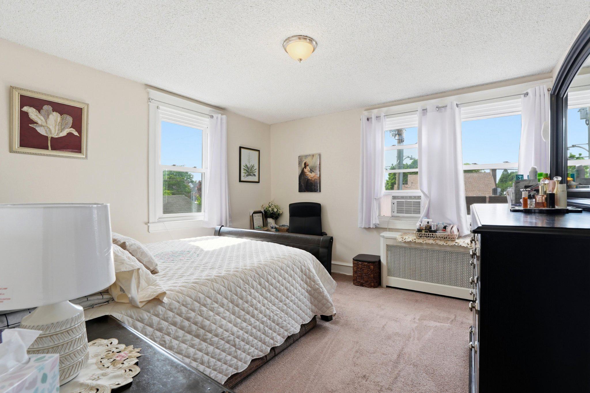 ARONIMINK - Residential