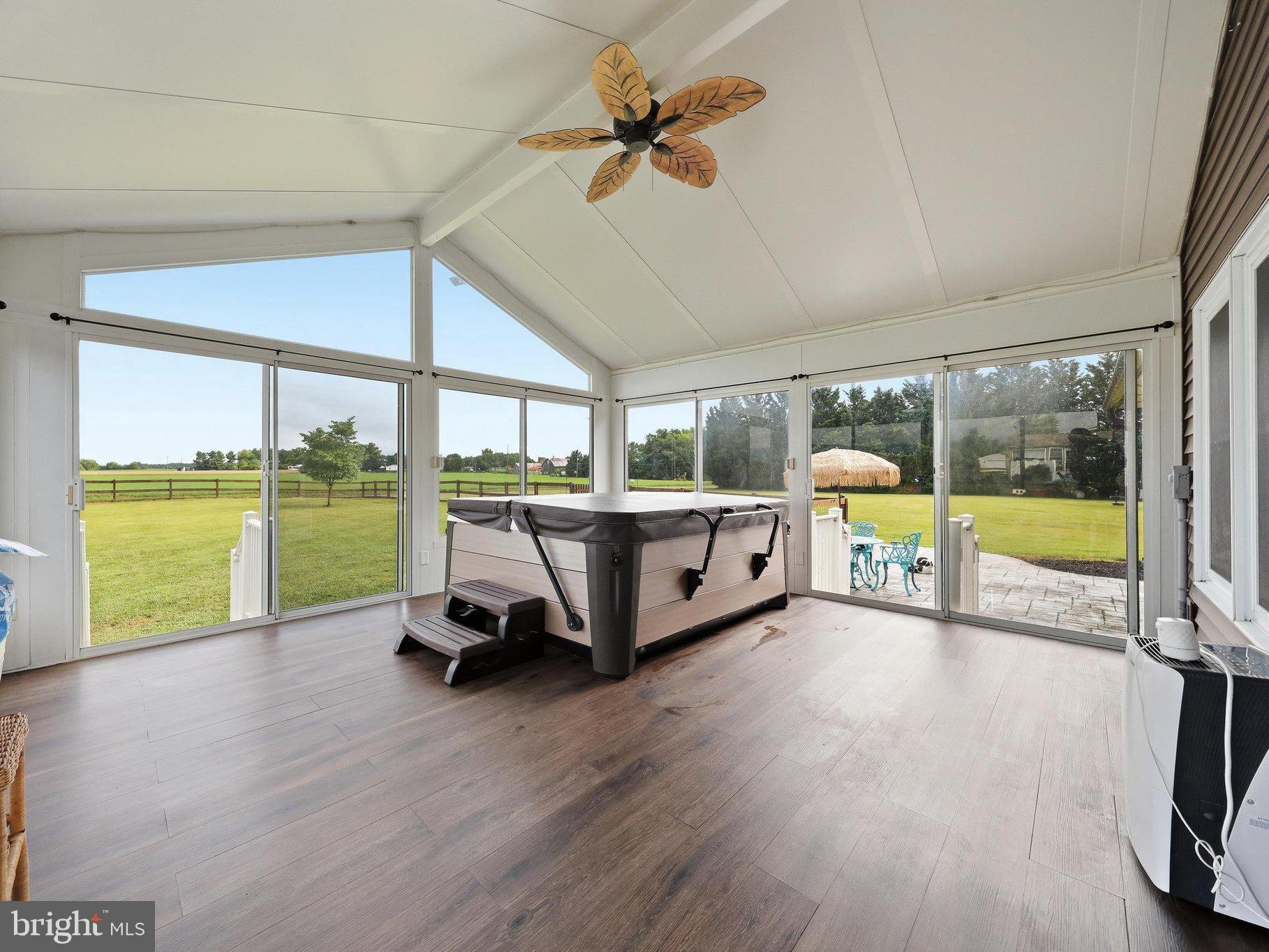 MUDDY RIVER FARMS - Residential