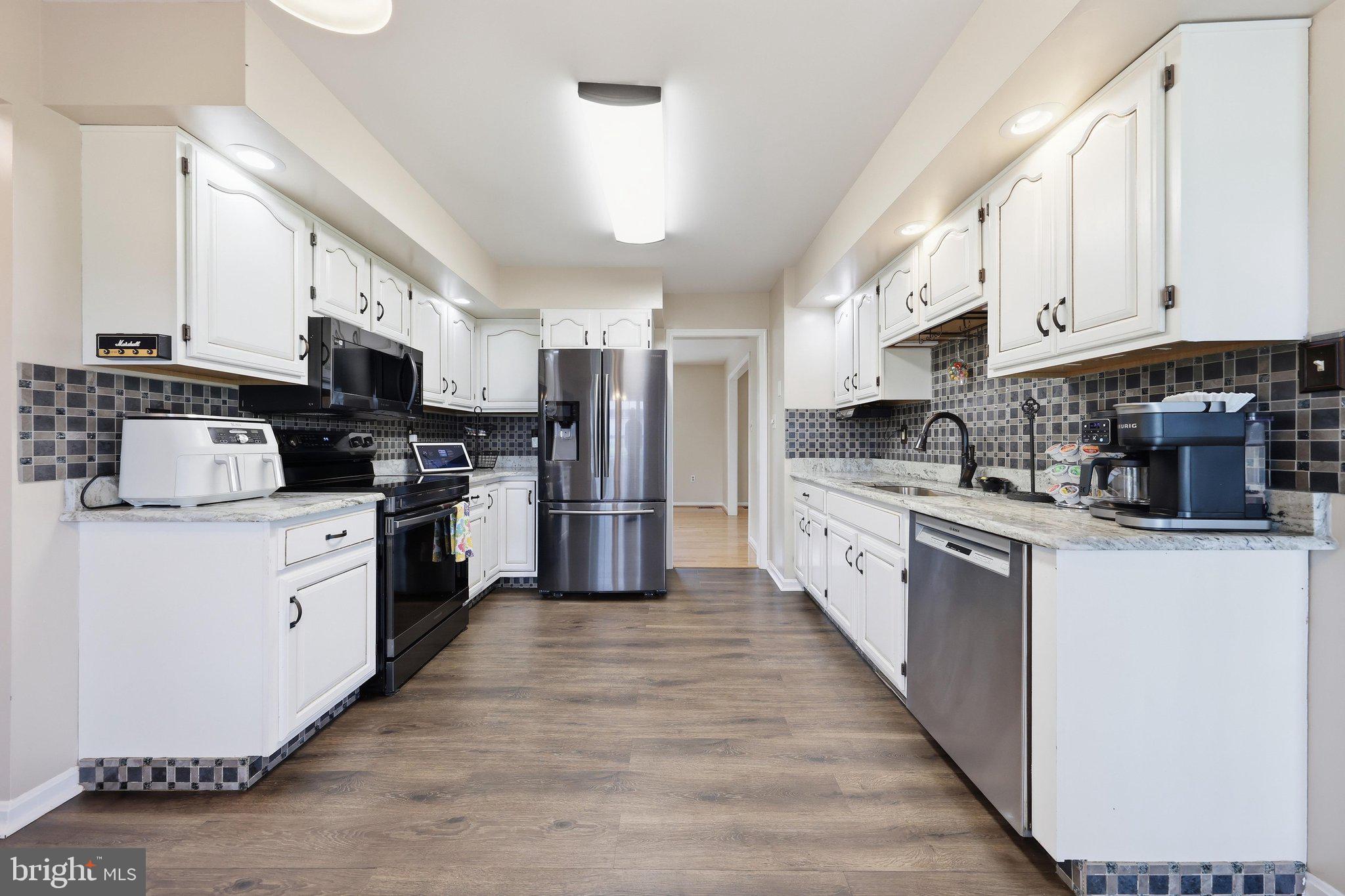 MUDDY RIVER FARMS - Residential