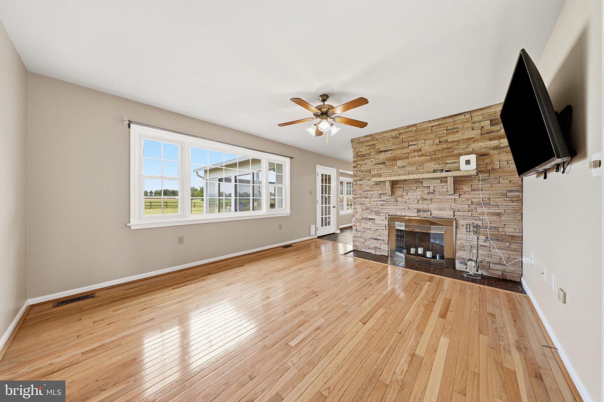 MUDDY RIVER FARMS - Residential