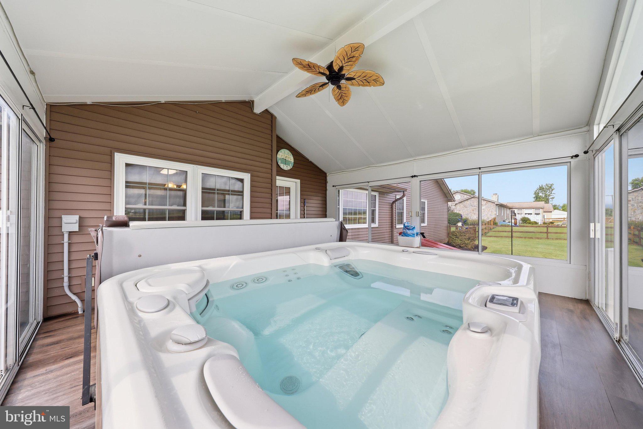 MUDDY RIVER FARMS - Residential